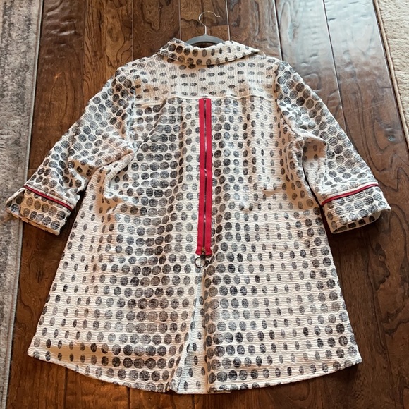 Super fun and classy jacket - Picture 2 of 8